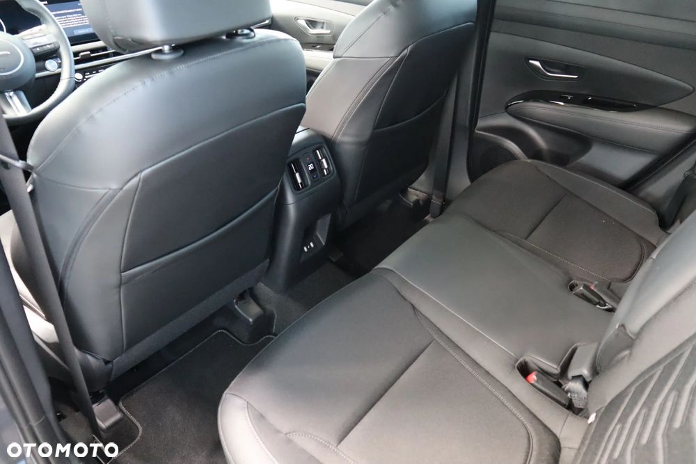 Hyundai Tucson 1.6 T-GDi Executive 2WD - 12