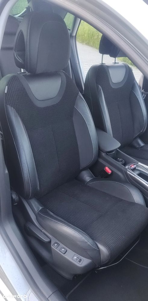 Citroën C4 HDi 150 Exclusive - 18