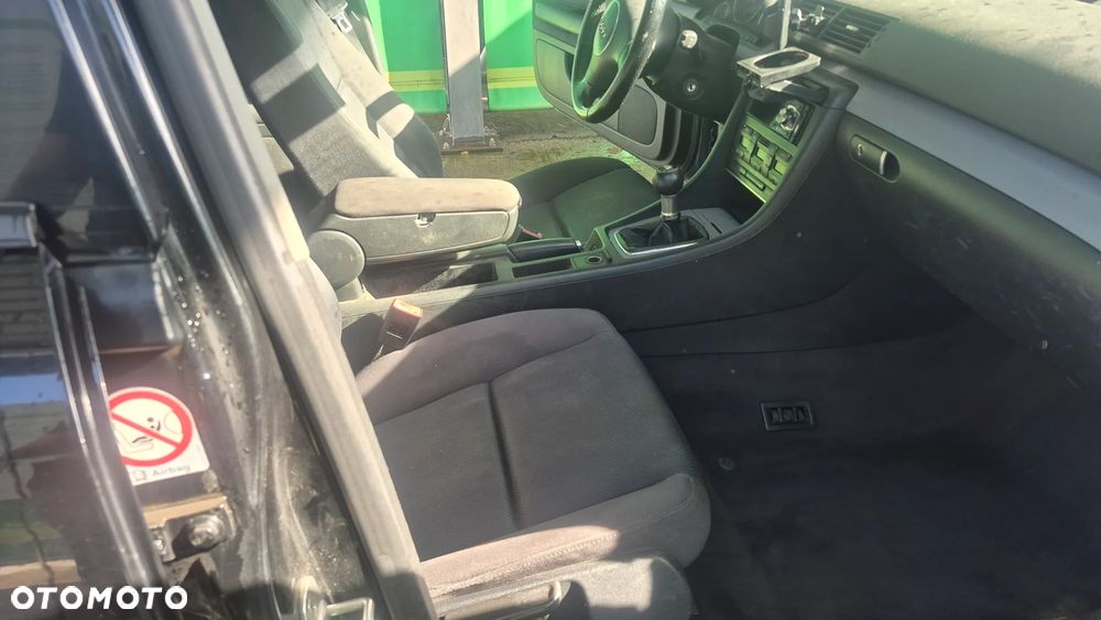 Audi A4 Avant 2.5 TDI - 32