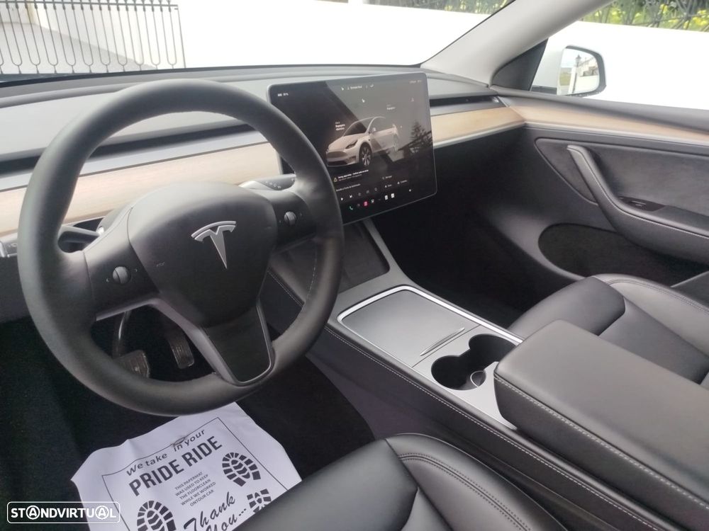 Tesla Model Y Tração Traseira - 18