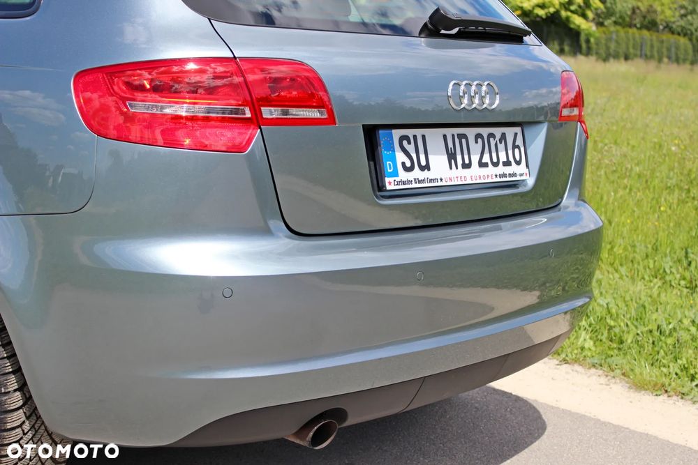 Audi A3 Sportback 1.6 Ambition - 13