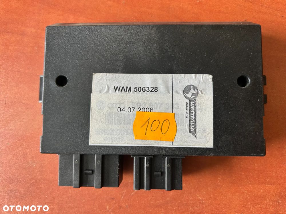 MODUŁ STEROWNIK HAKA HOLOWNICZEGO WAM506328 VOLKSWAGEN PASSAT B6 - 1