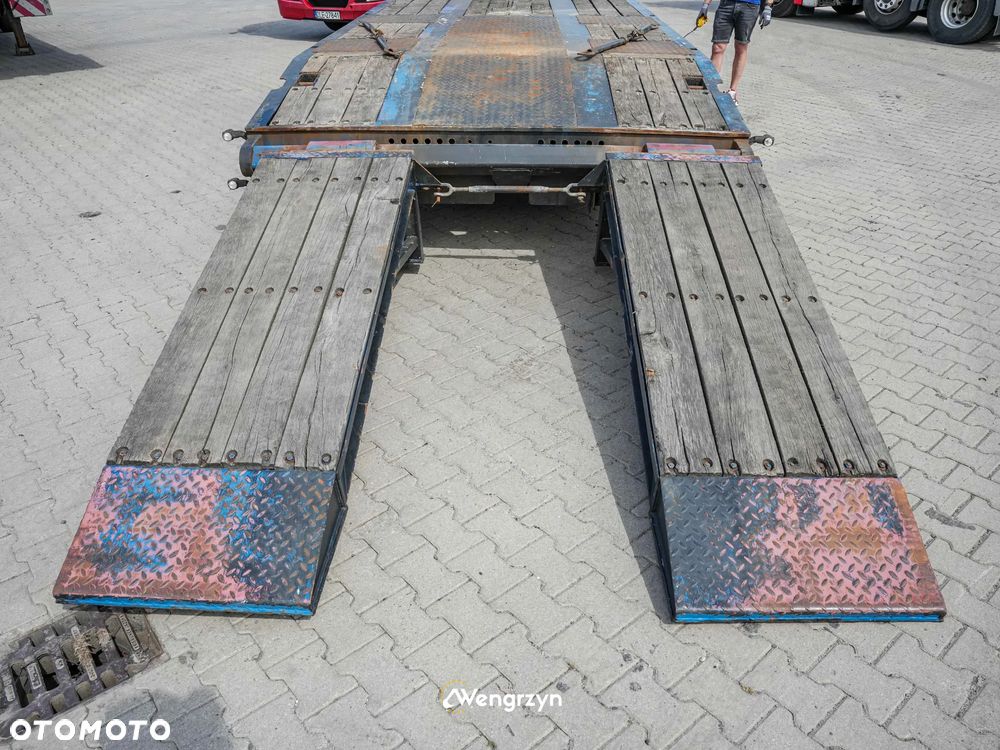 Inny BAUER FAHRZEUGBAU | Przyczepa 3 osiowa z najazdami hydraulicznymi - 11
