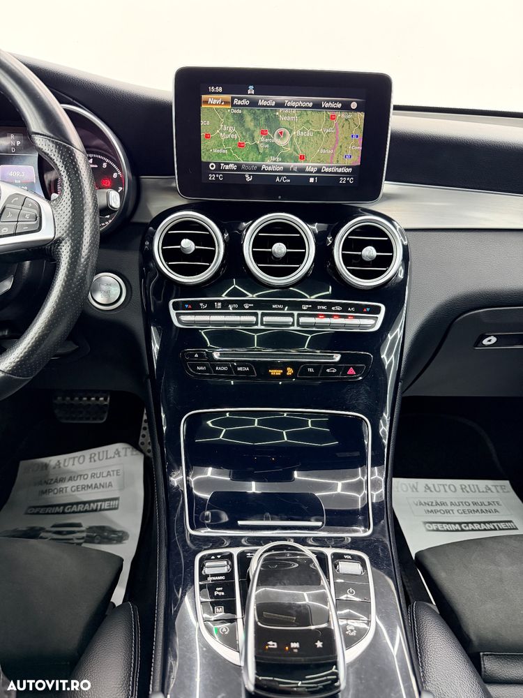 Mercedes-Benz GLC 250 4Matic 9G-TRONIC AMG Line - 29