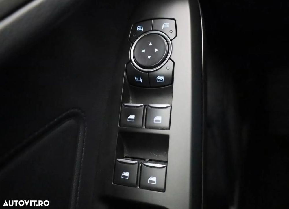 Ford Focus 1.5 EcoBlue Start-Stopp-System Aut. ACTIVE DESIGN - 13