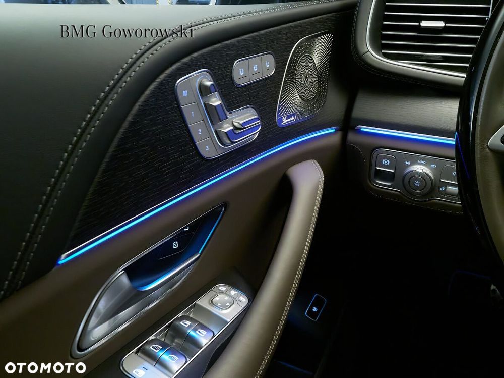 Mercedes-Benz GLS - 25