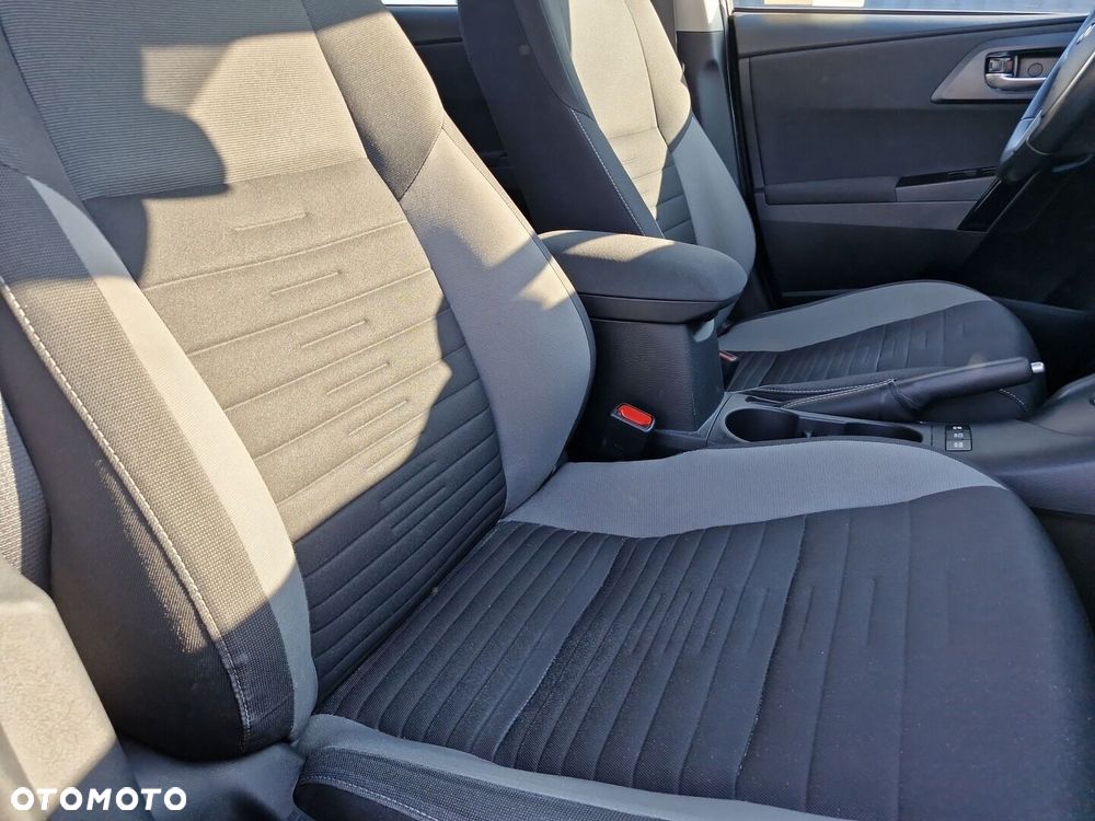 Toyota Auris Hybrid 135 Premium - 10