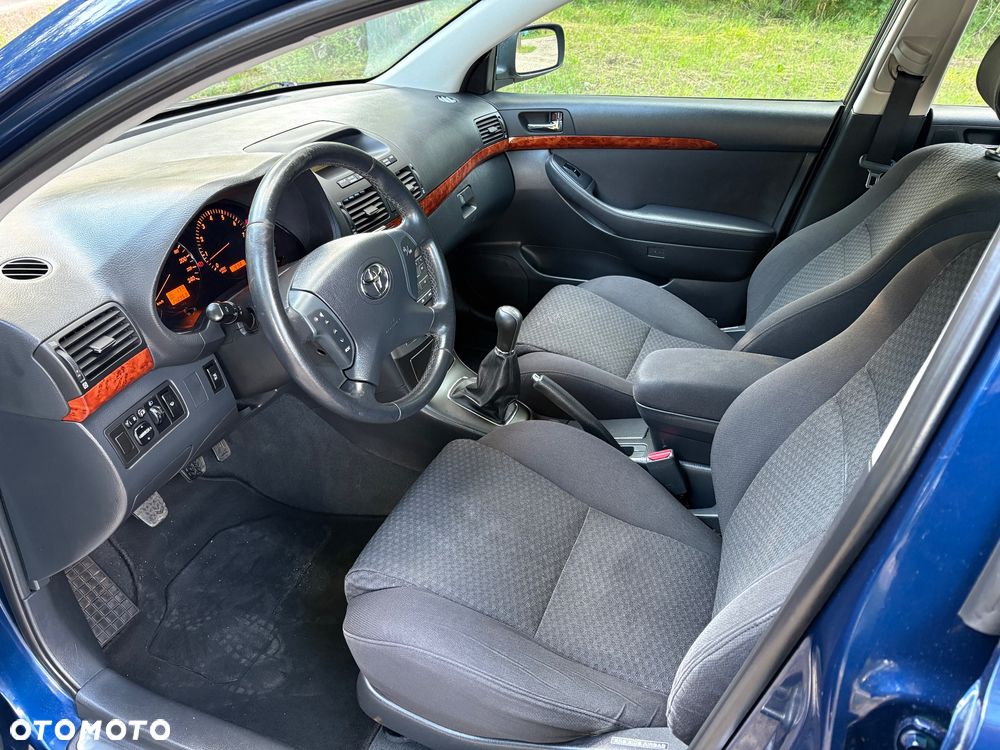 Toyota Avensis 2.0 VVT-i Edition - 19