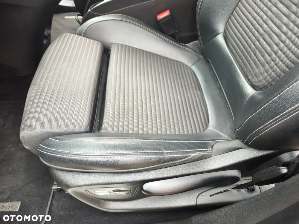 Renault Scenic - 31