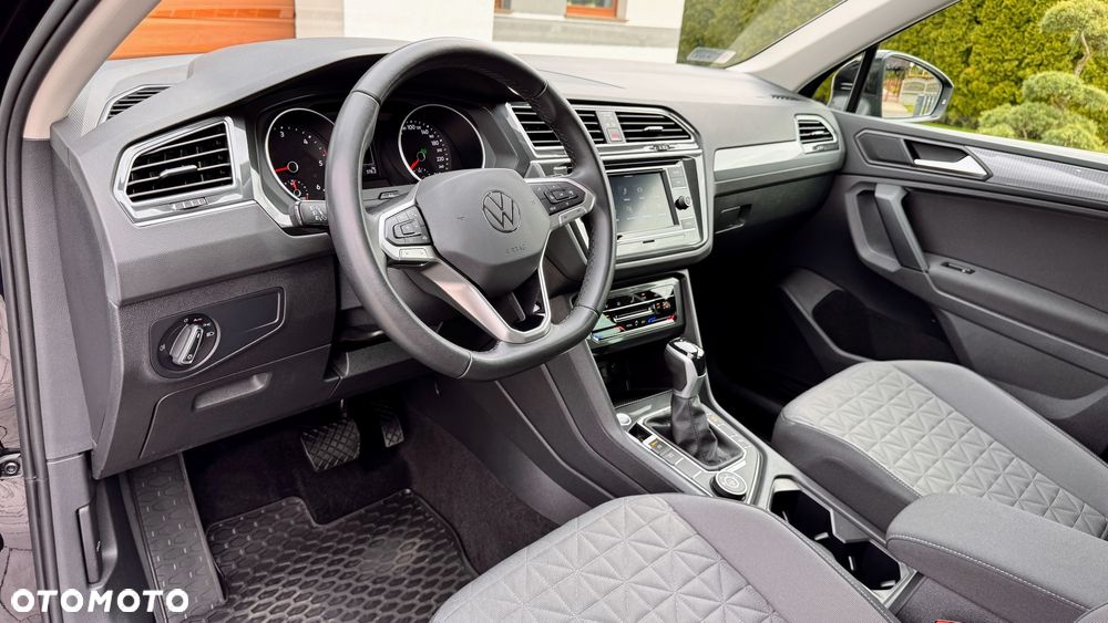Volkswagen Tiguan 2.0 TDI SCR 4Mot Life DSG - 11