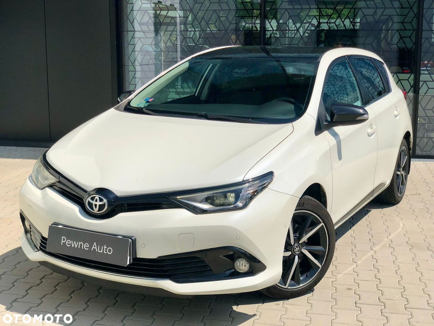 Toyota Auris 1.6 Selection - 10