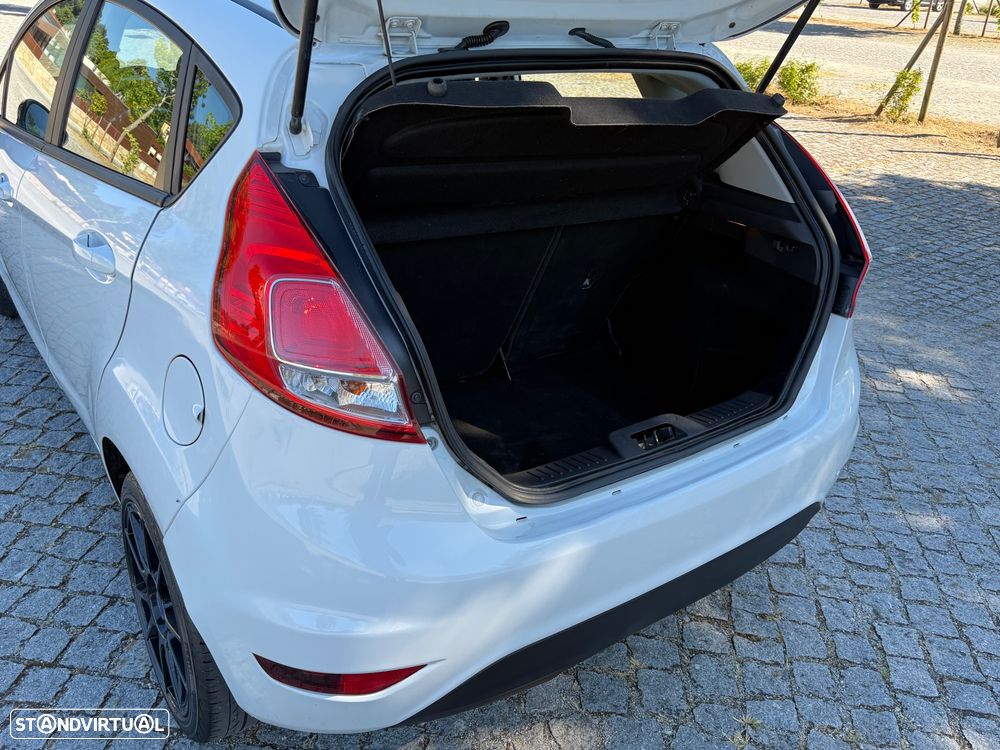 Ford Fiesta 1.5 TDCi Trend - 13
