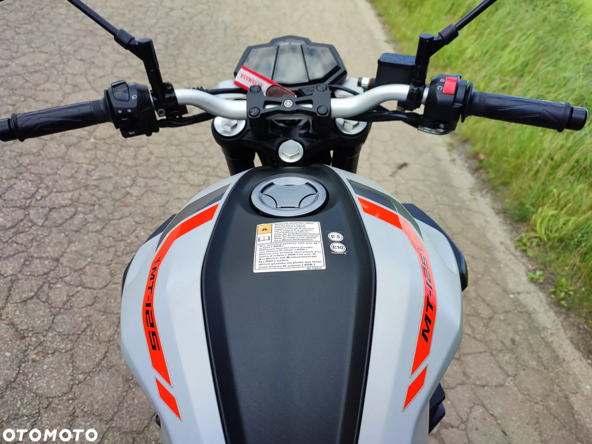 Yamaha MT - 5