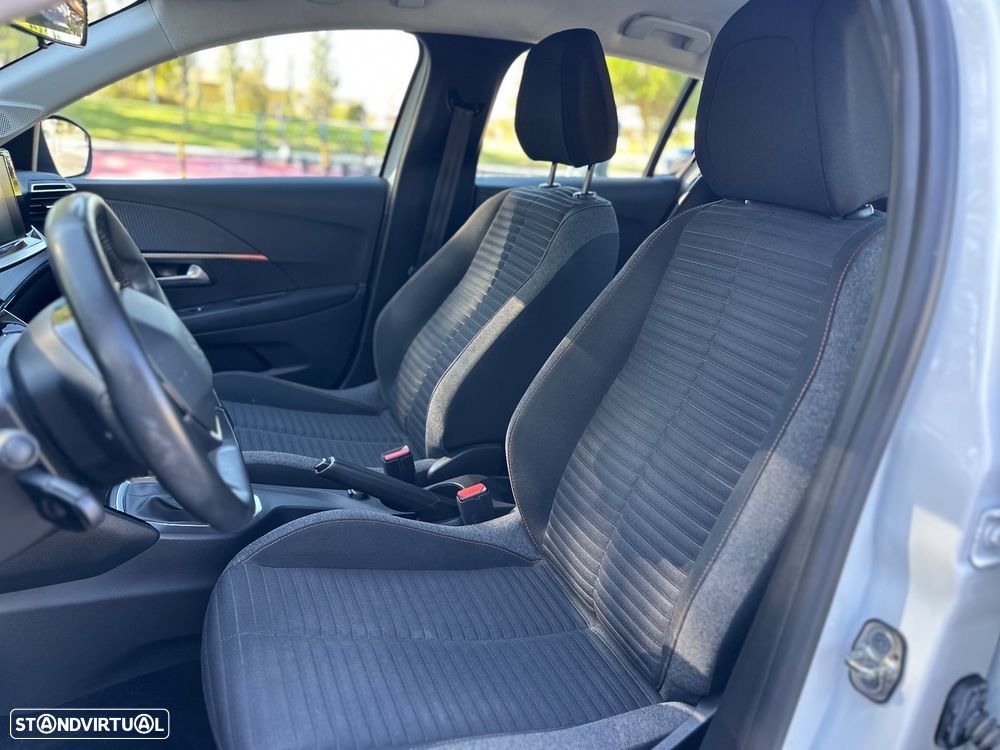 Peugeot 208 1.2 PureTech Active Pack - 26