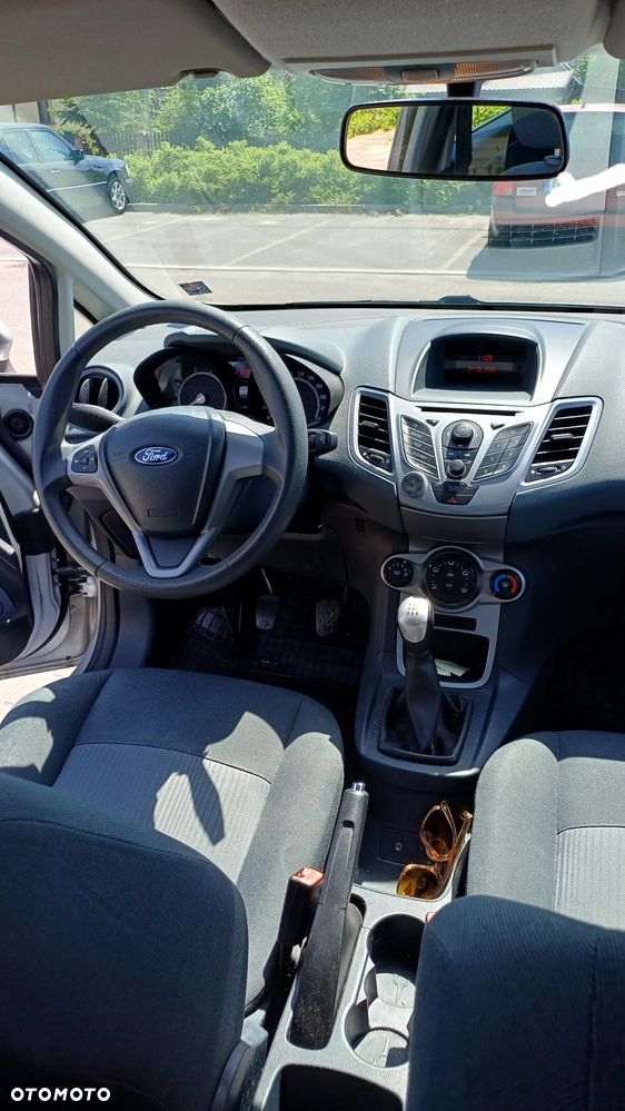 Ford Fiesta 1.25 Ambiente - 14
