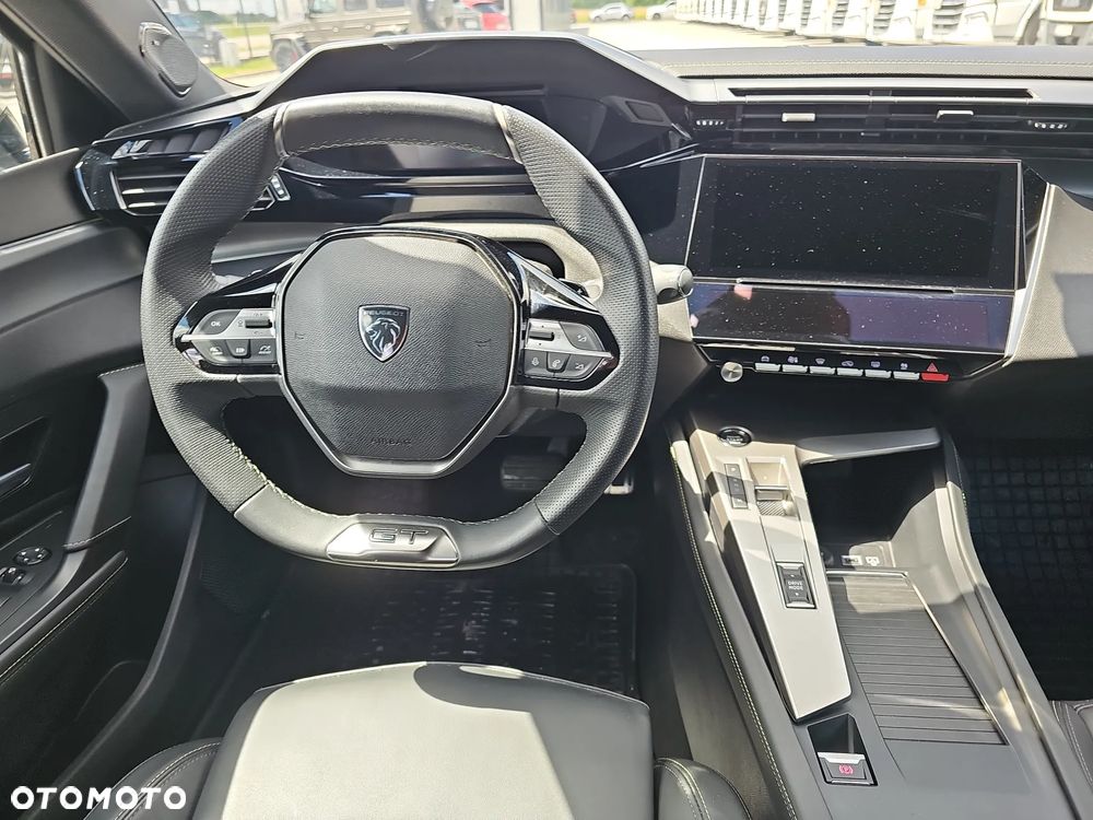 Peugeot 408 1.2 PureTech GT S&S EAT8 - 11