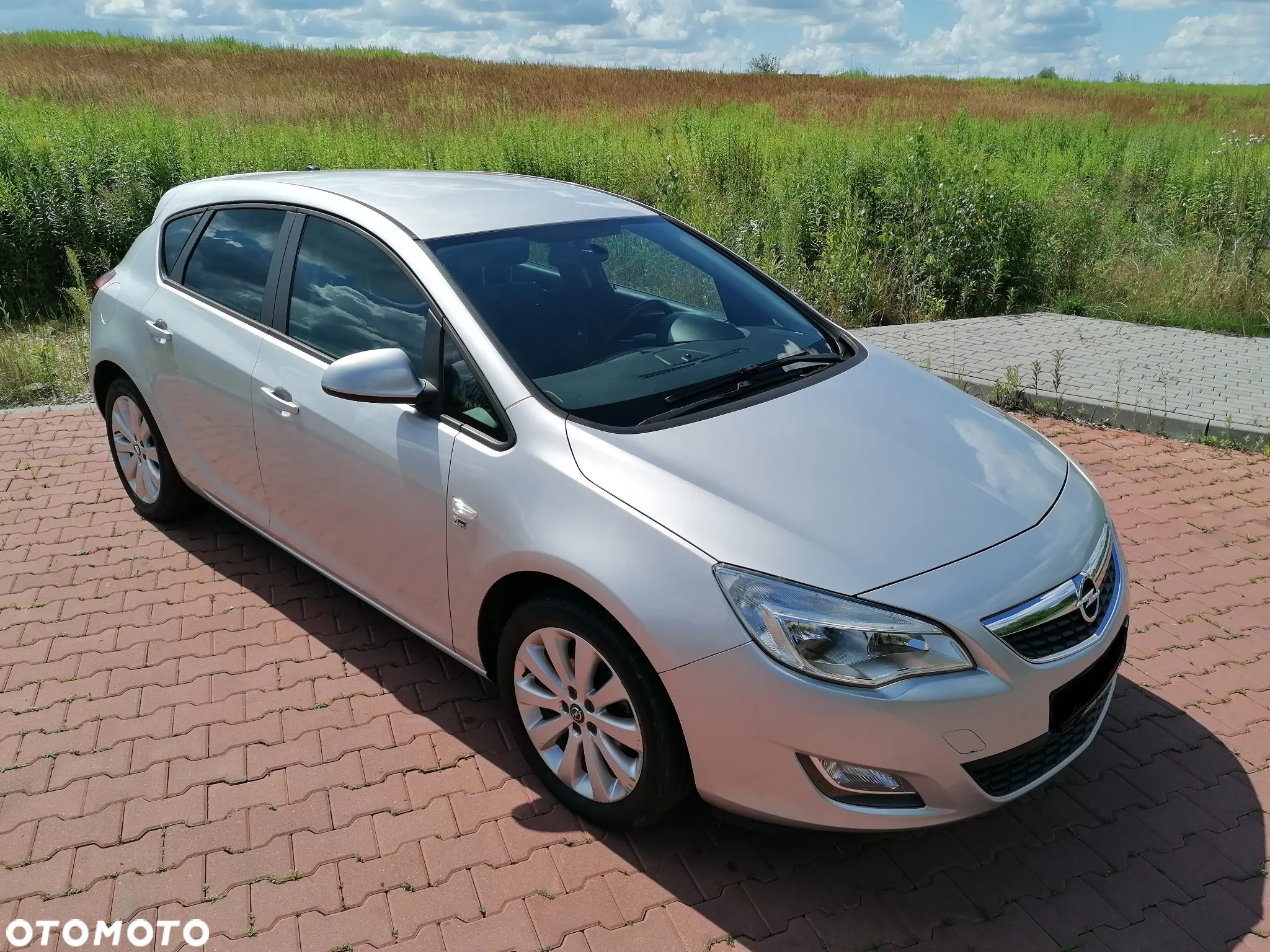 Opel Astra 1.4 Turbo 150 Jahre - 6