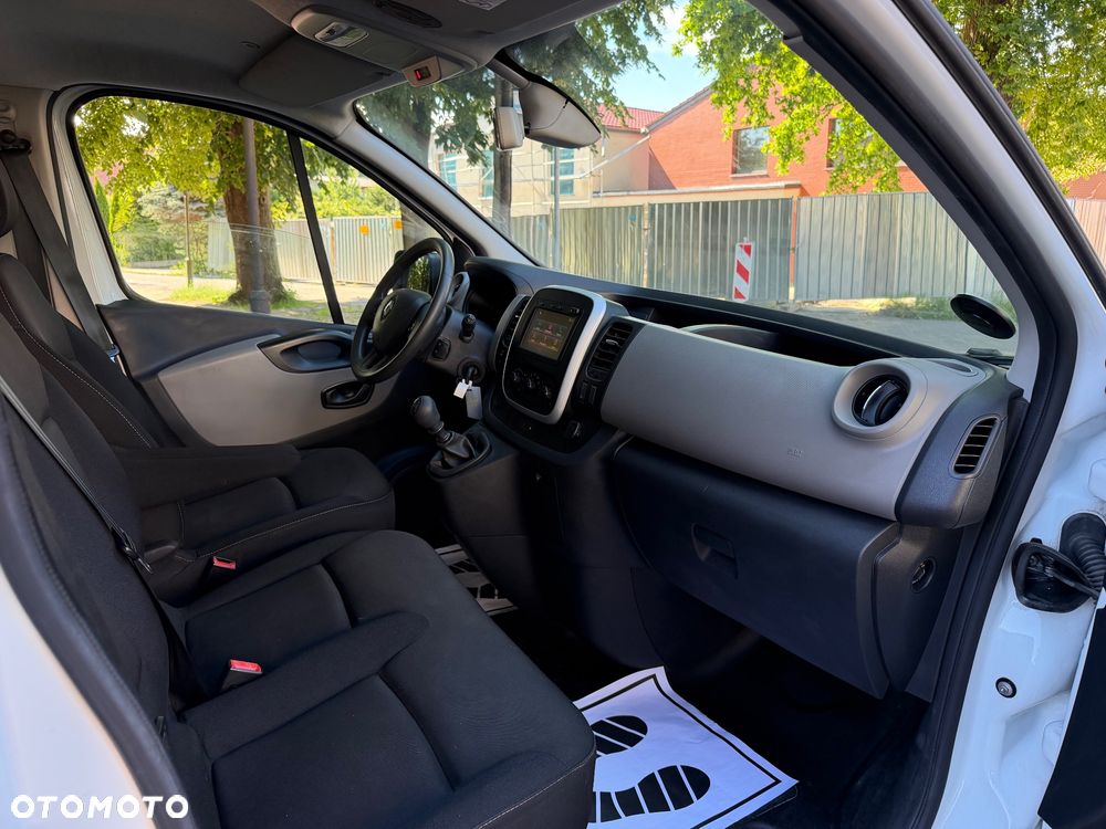 Renault Trafic - 10
