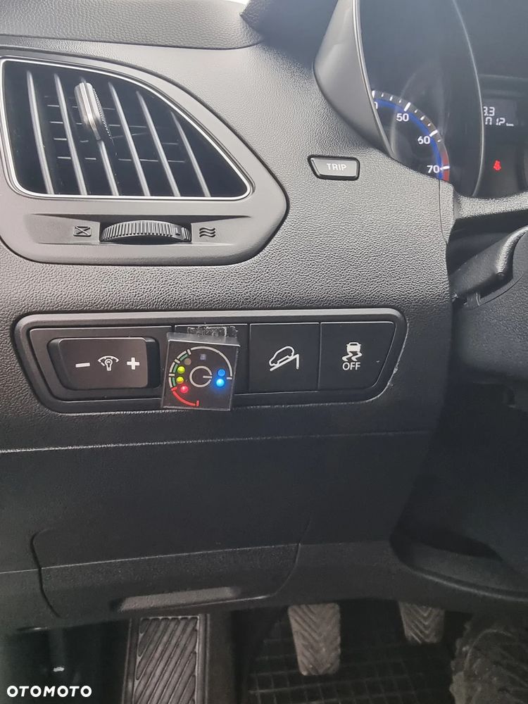 Hyundai ix35 2.0 Premium 2WD - 27