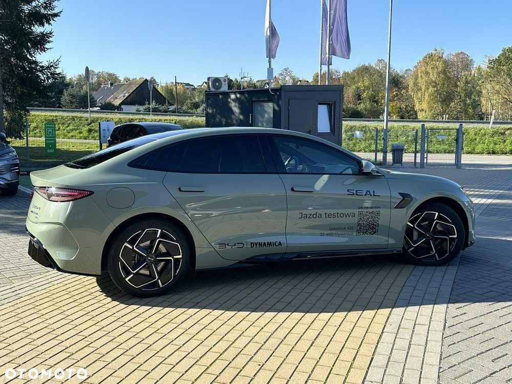 BYD Seal - 9