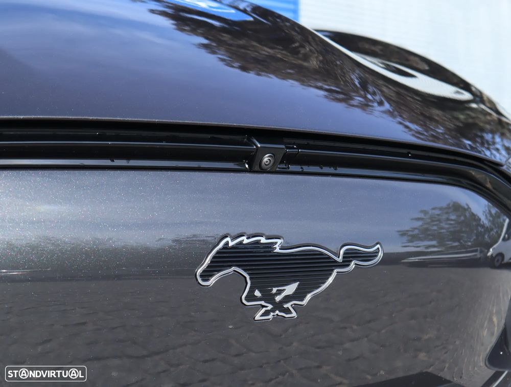 Ford Mustang Mach-E Premium AWD - 12