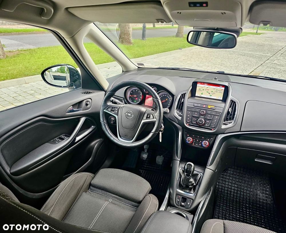 Opel Zafira Tourer 1.4 Turbo Innovation - 18