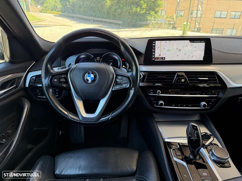 BMW 520 d Line Luxury Auto - 10