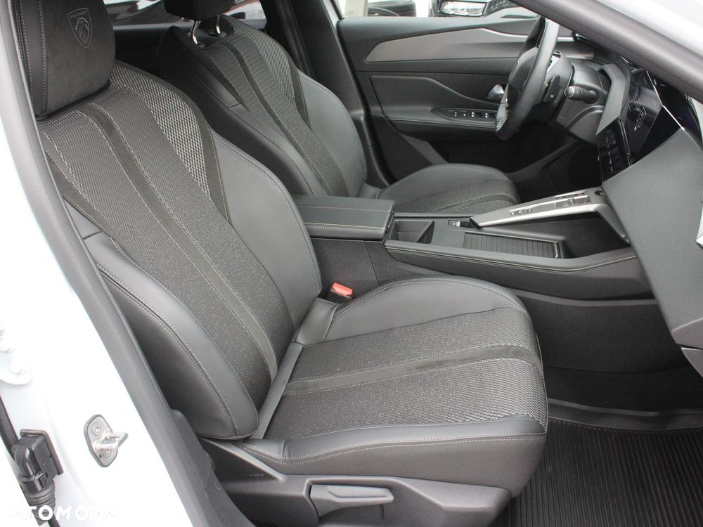 Peugeot 308 - 10