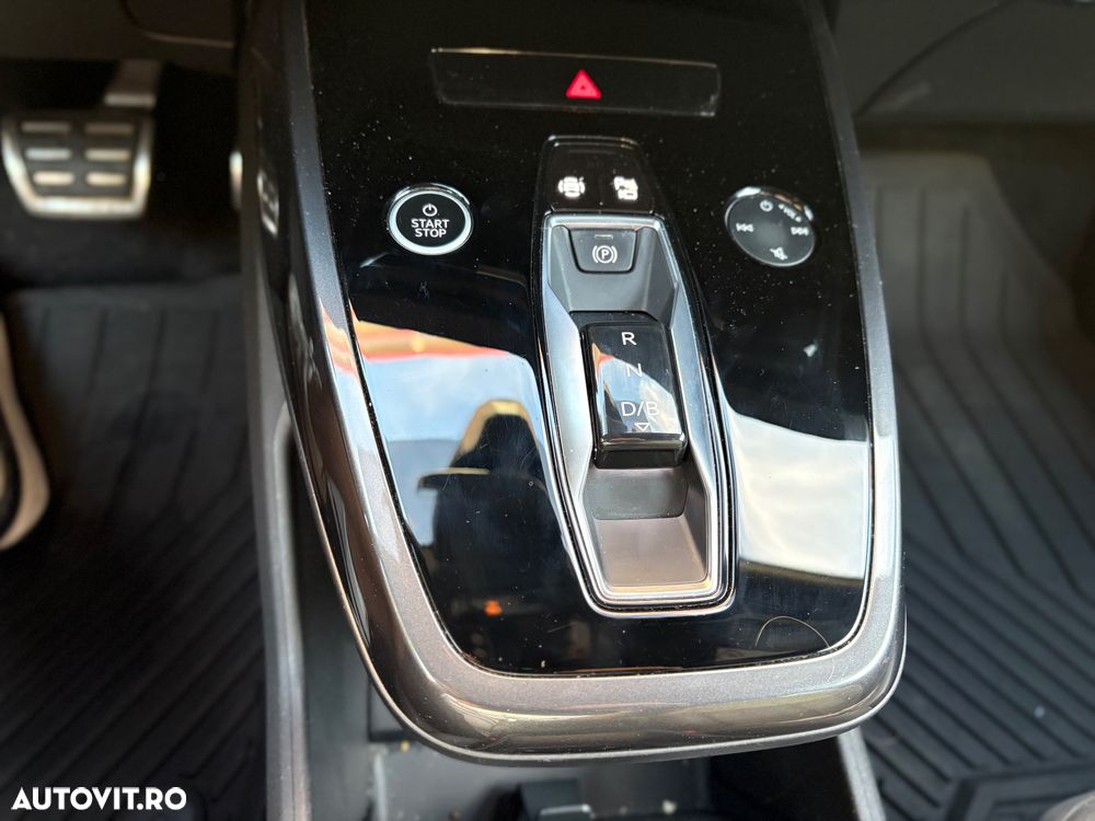 Audi Q4 e-tron 50 quattro - 8