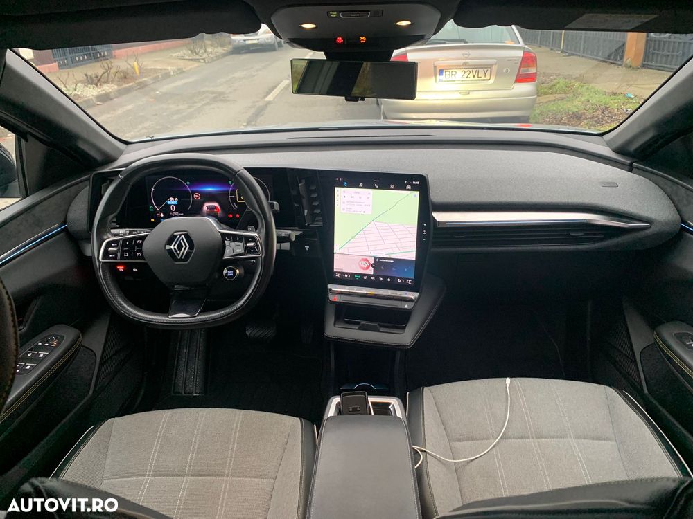 Renault Megane E-TECH 60 kWh 220 CP Techno - 6