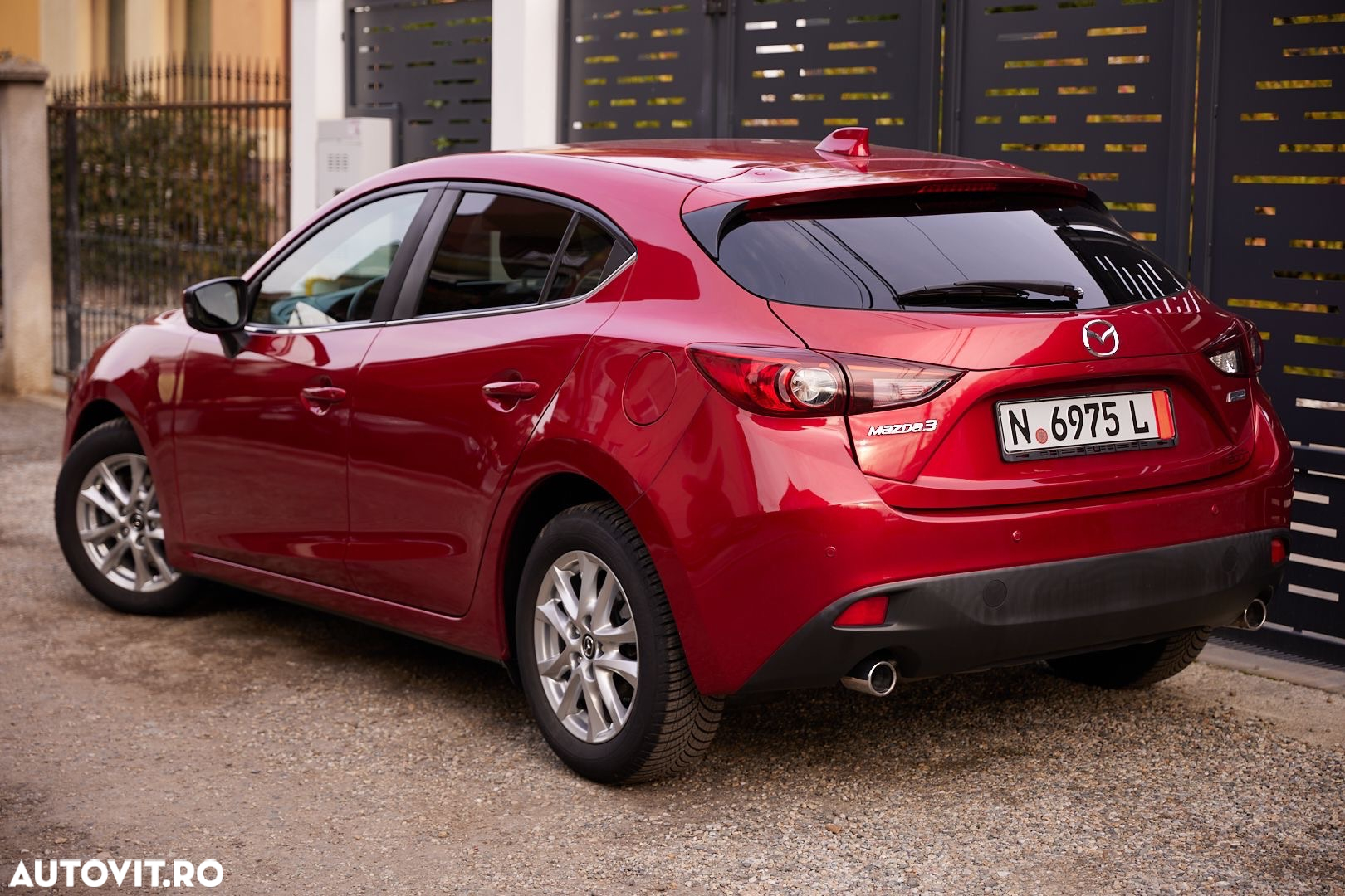 Mazda 3 SKYACTIV-G 120 Center-Line - 3