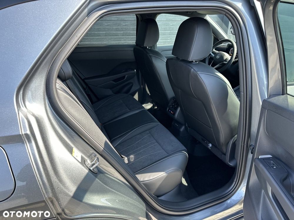 Volkswagen T-Roc - 29