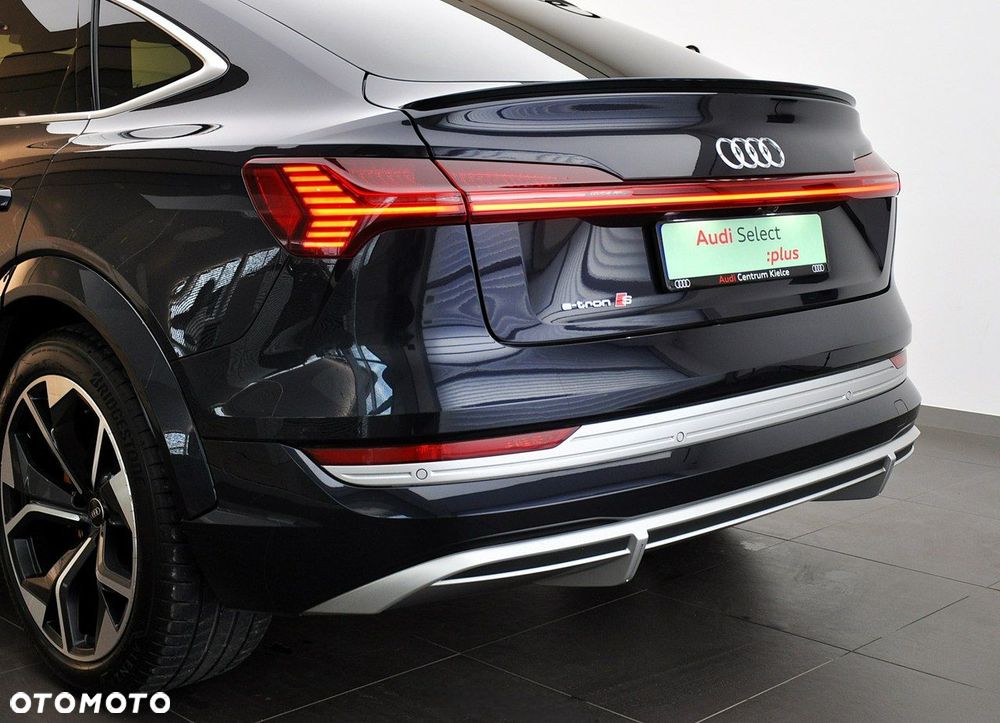 Audi e-tron Sportback - 12