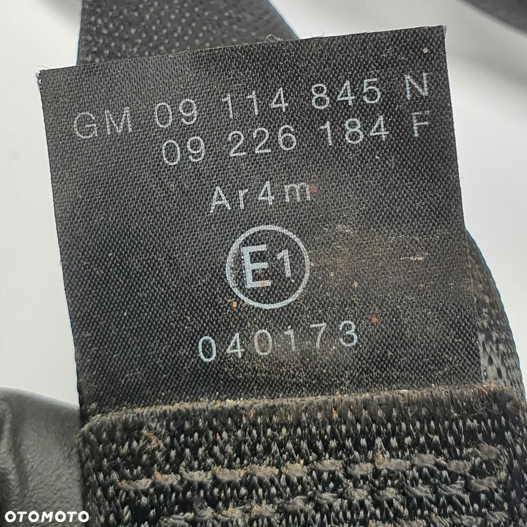 PAS BEZPIECZEŃSTWA LEWY TYŁ TYLNY OPEL CORSA C 5D LIFT 33003597 09114845 - 2