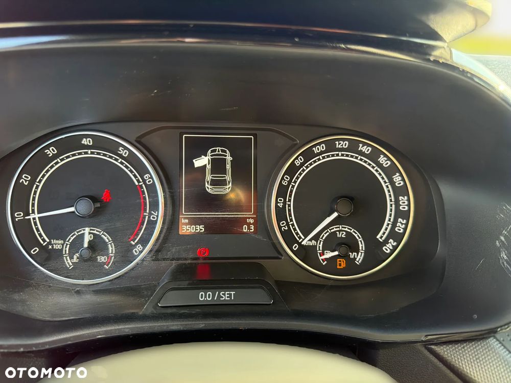 Skoda Fabia - 18