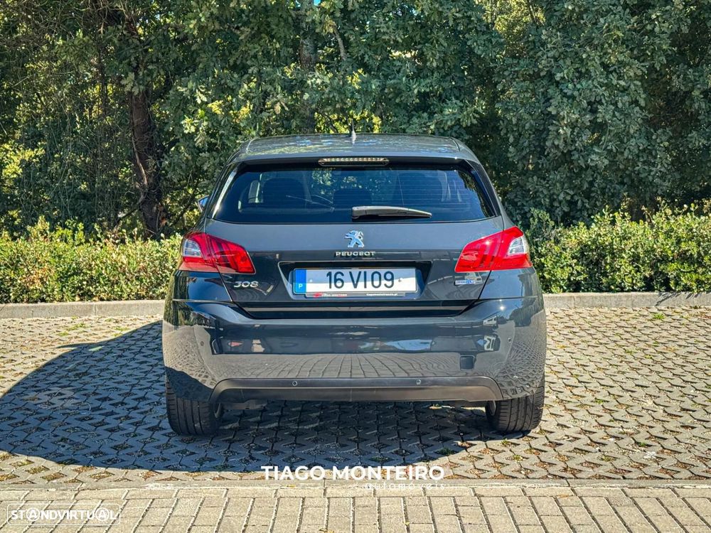 Peugeot 308 BlueHDi FAP 120 Stop&Start Winter Edition - 22