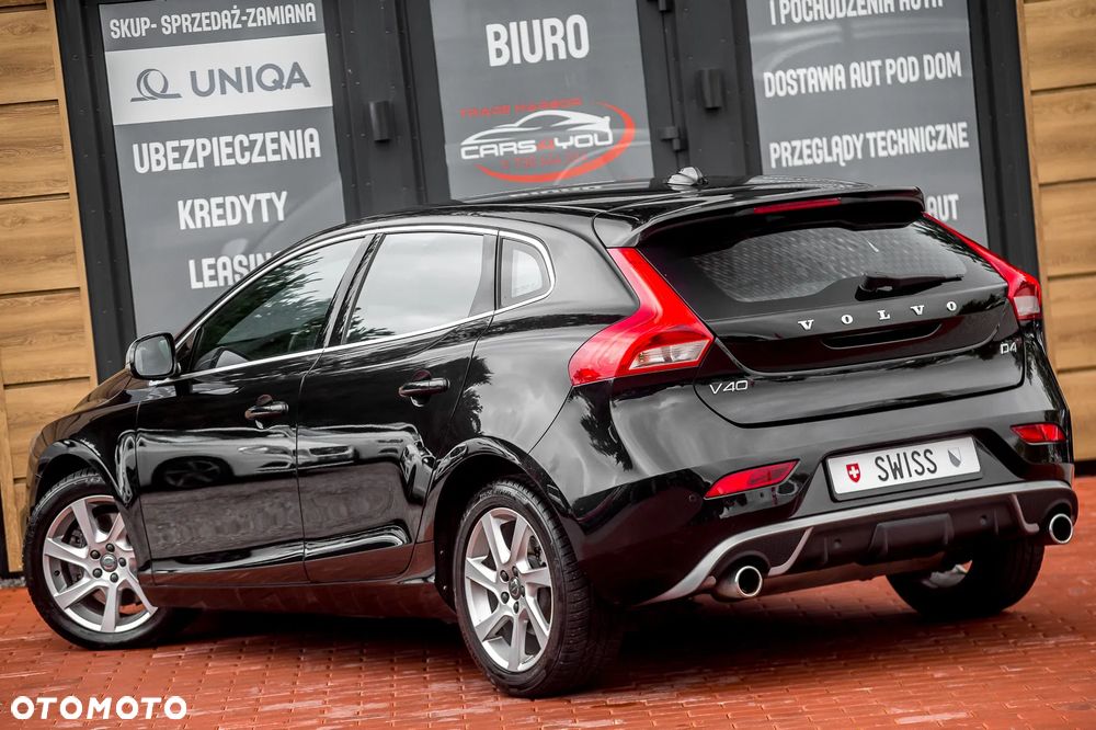 Volvo V40 D4 Drive-E R-Design Momentum - 11
