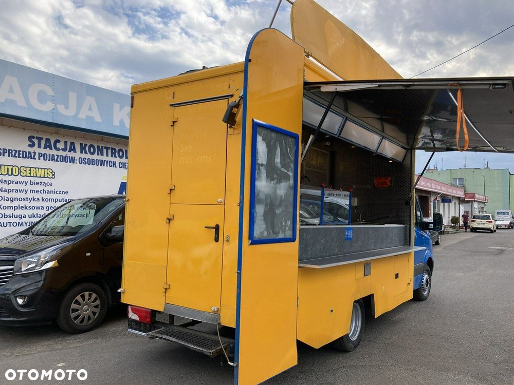 Mercedes-Benz Sprinter - 21