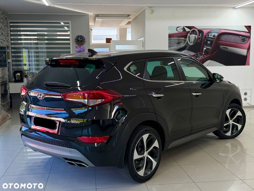 Hyundai Tucson 2.0 CRDI BlueDrive Style 2WD - 3