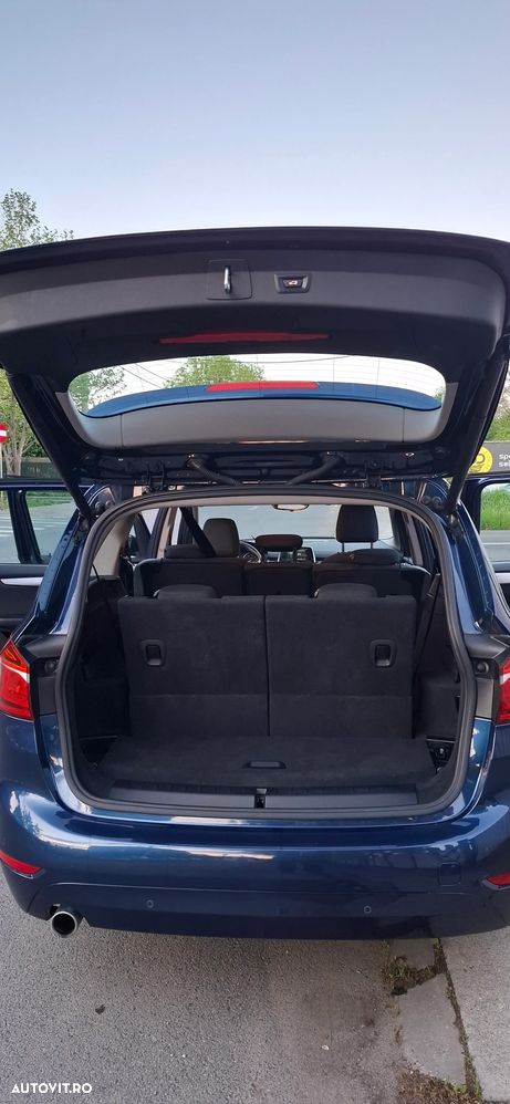 BMW Seria 2 216d - 14