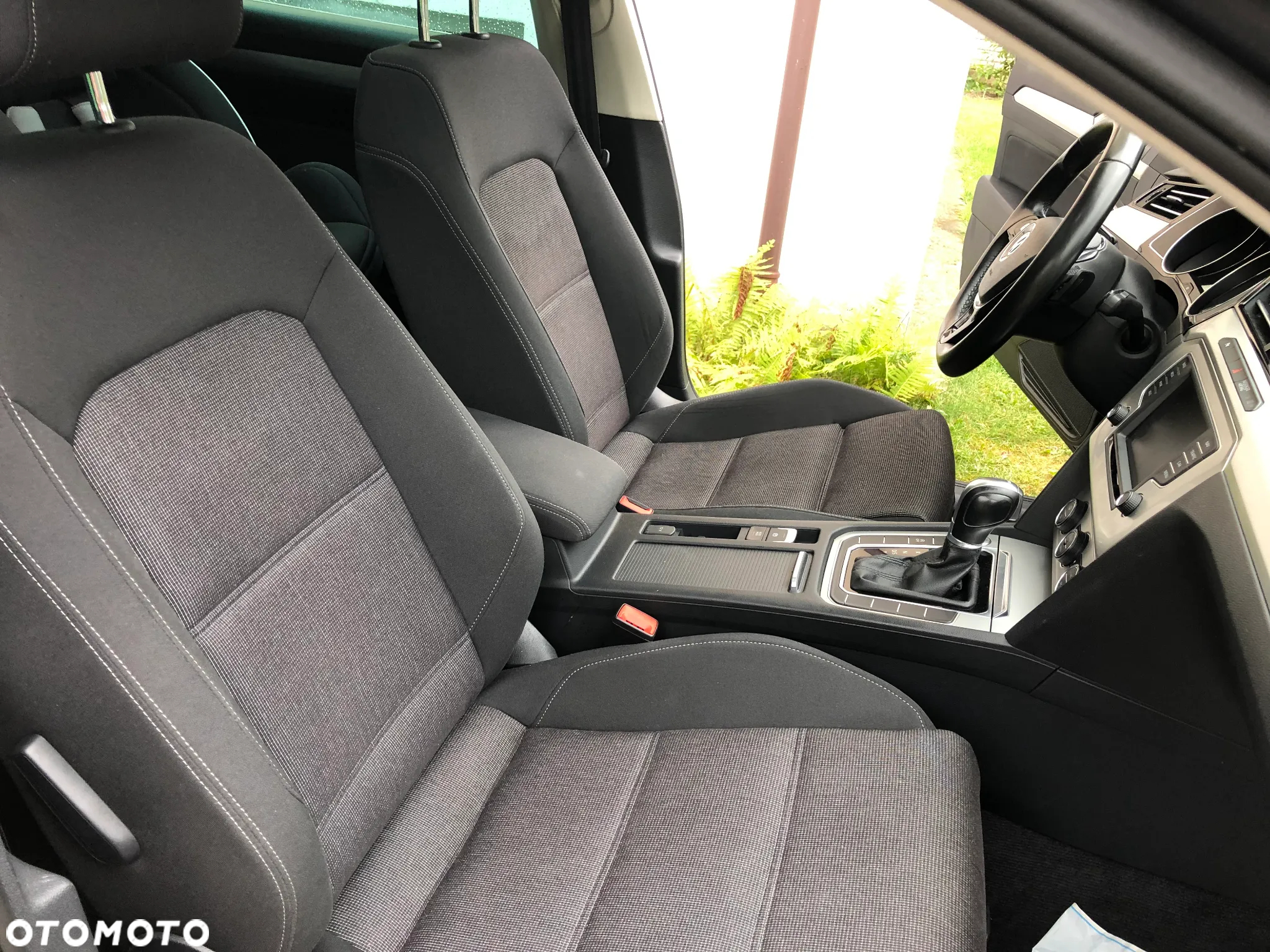 Volkswagen Passat - 9