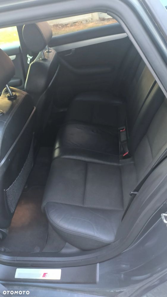 Audi A4 Avant - 8