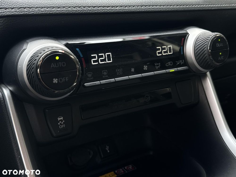 Toyota RAV4 - 26