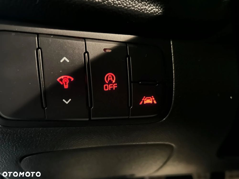 Kia Ceed 1.6 GDI Business Line - 21