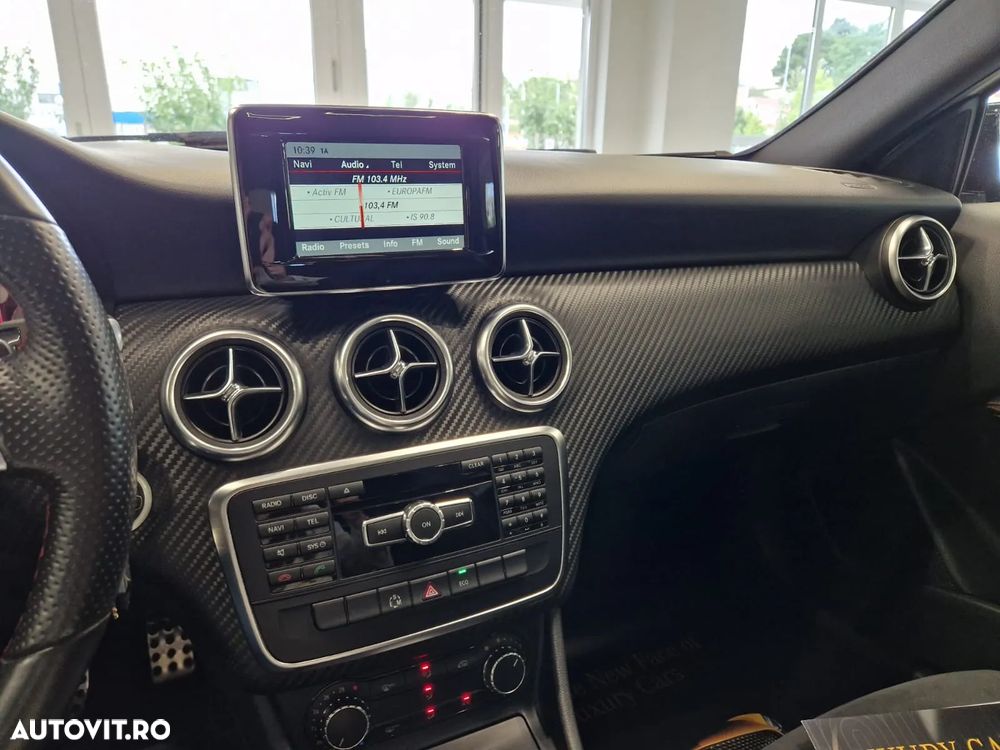 Mercedes-Benz A 180 CDI 7G-DCT AMG Line - 24