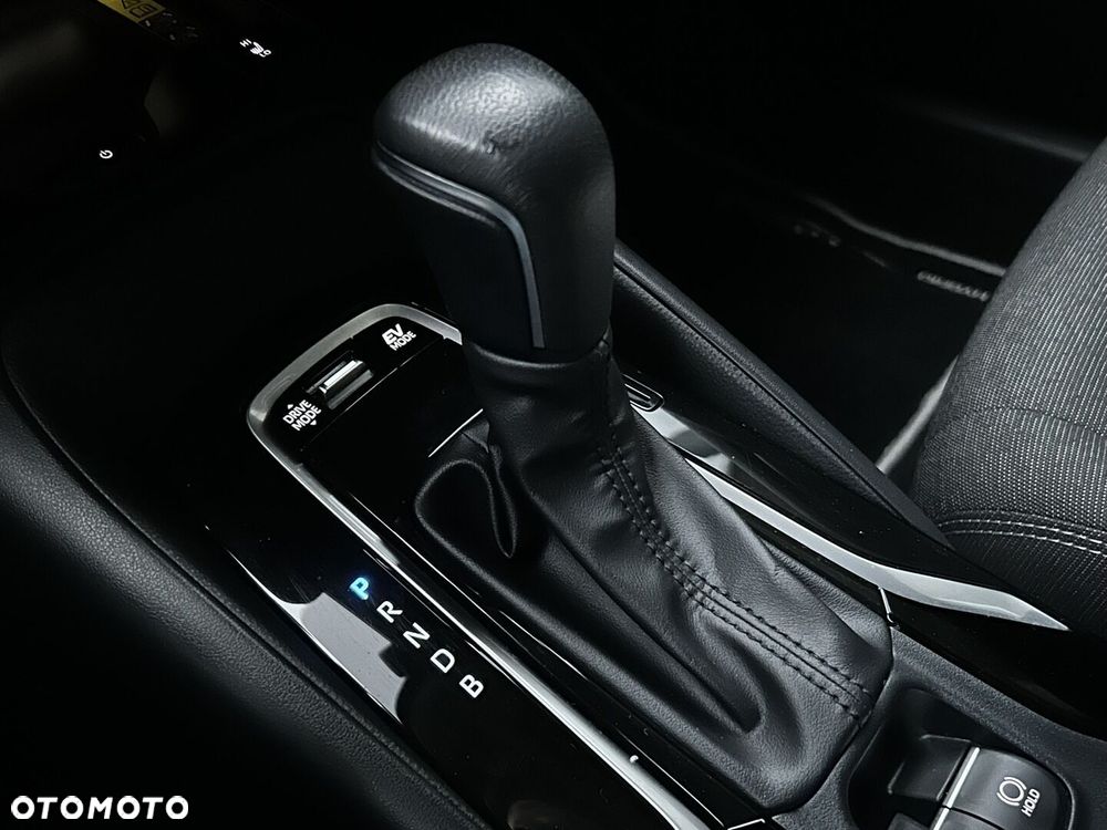 Toyota Corolla 1.8 Hybrid Style - 30