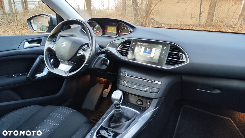 Peugeot 308 BlueHDi 150 Stop & Start Allure - 27