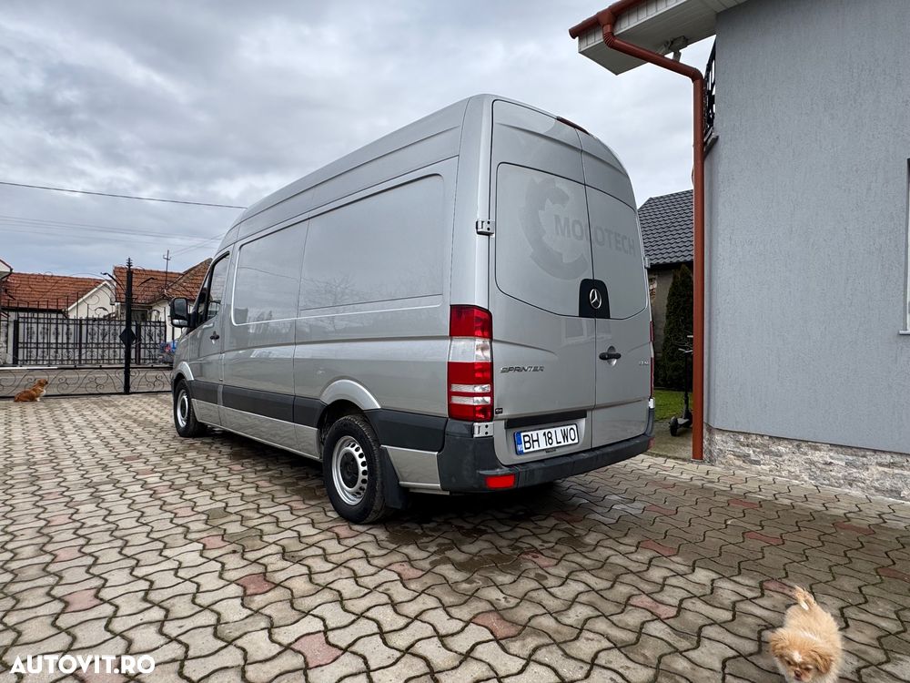 Mercedes-Benz Sprinter - 21