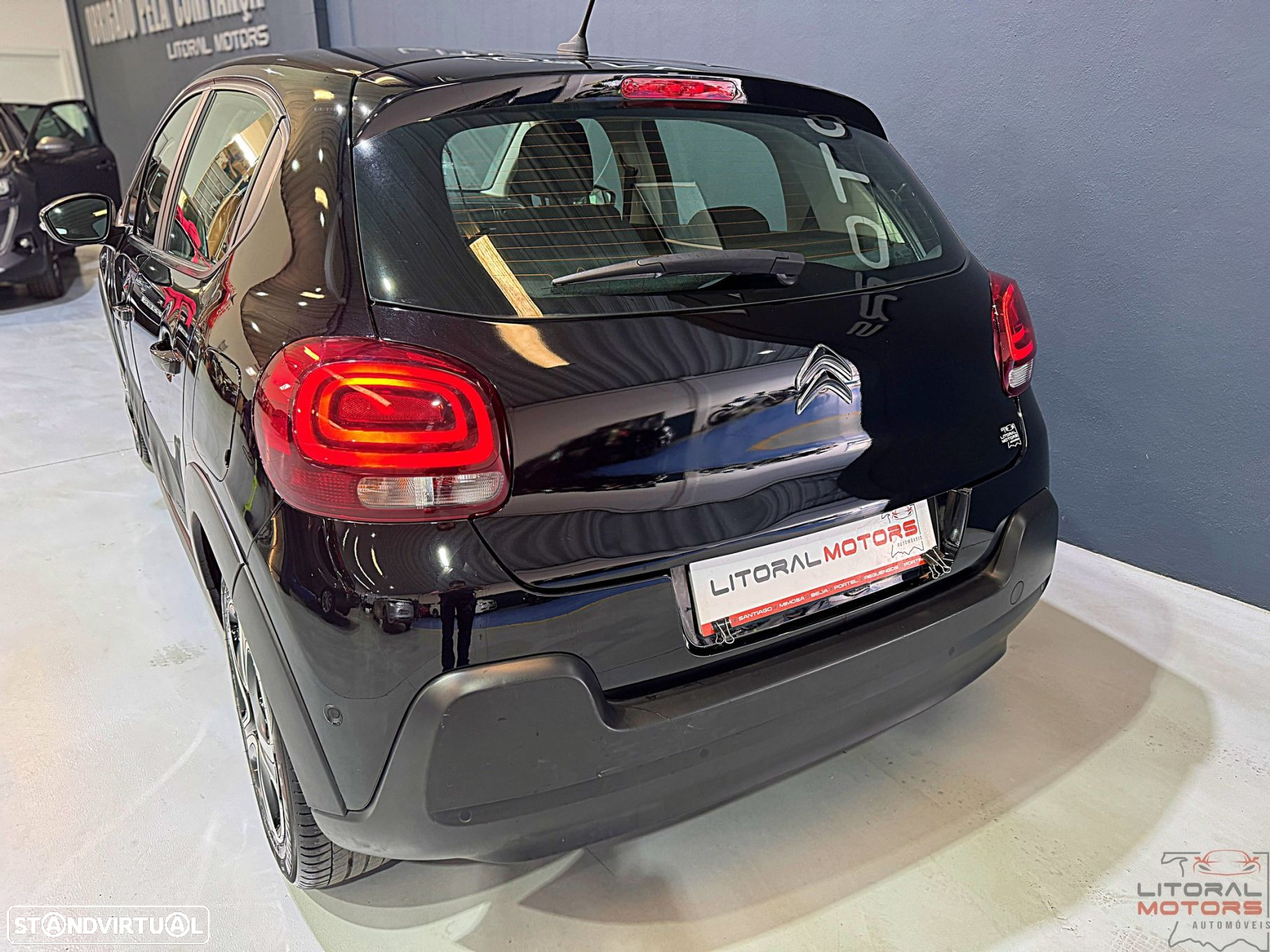 Citroën C3 1.2 PureTech Shine - 9
