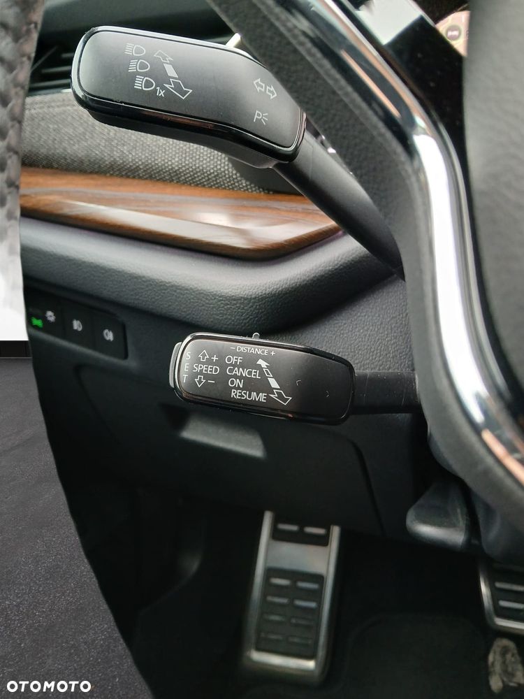 Skoda Octavia 2.0 TDI 4x4 Scout DSG - 23